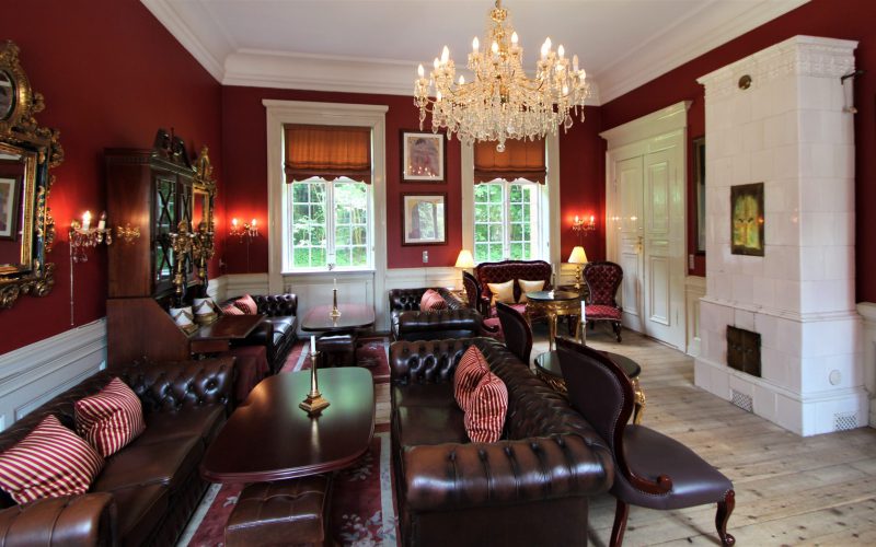 rød stue Sophiendal Slotshotel